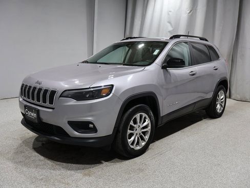 Used 2022 Jeep Cherokee Latitude Lux w/ Mopar Interior Package image 6