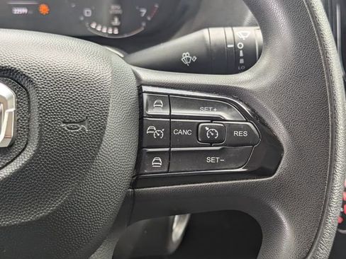 Used 2025 RAM ProMaster 2500 w/ Convenience Group FWD image 21