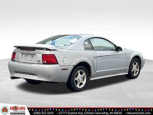 Used 2001 Ford Mustang Coupe image 5