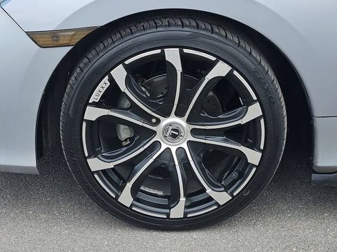 Used 2019 Honda Civic Sport image 9