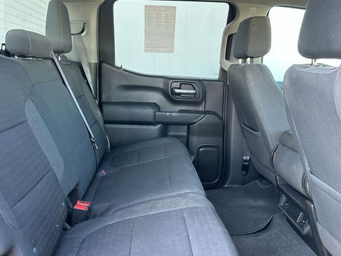 Used 2020 Chevrolet Silverado 1500 LT w/ Fleet Comfort Package image 18