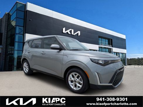 Certified 2023 Kia Soul LX w/ Option Group 015 FWD image 1