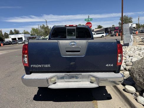 Used 2006 Nissan Frontier NISMO AWD/4WD image 4