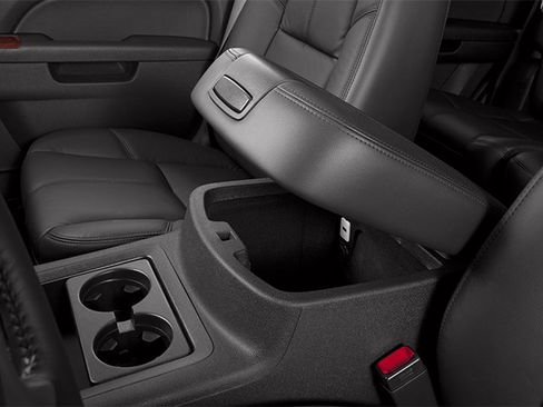 Used 2014 GMC Yukon SLT w/ SLT-2 Equipment Package AWD/4WD image 18
