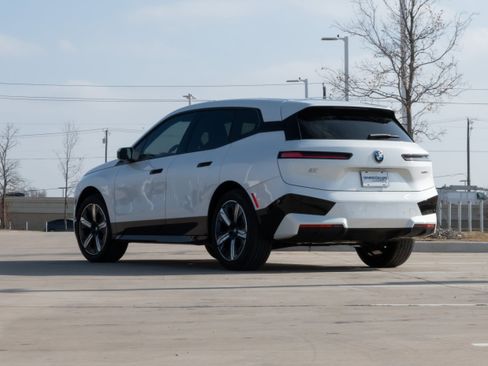 Certified 2024 BMW iX xDrive50 w/ Premium Package image 3