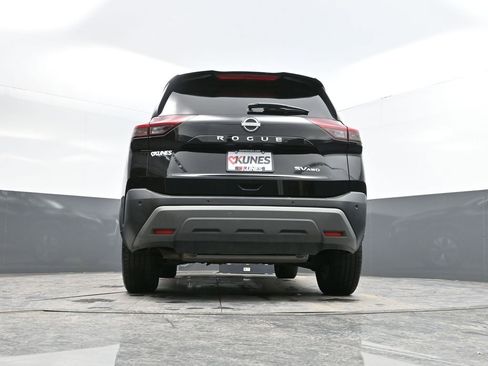 Used 2023 Nissan Rogue SV image 38