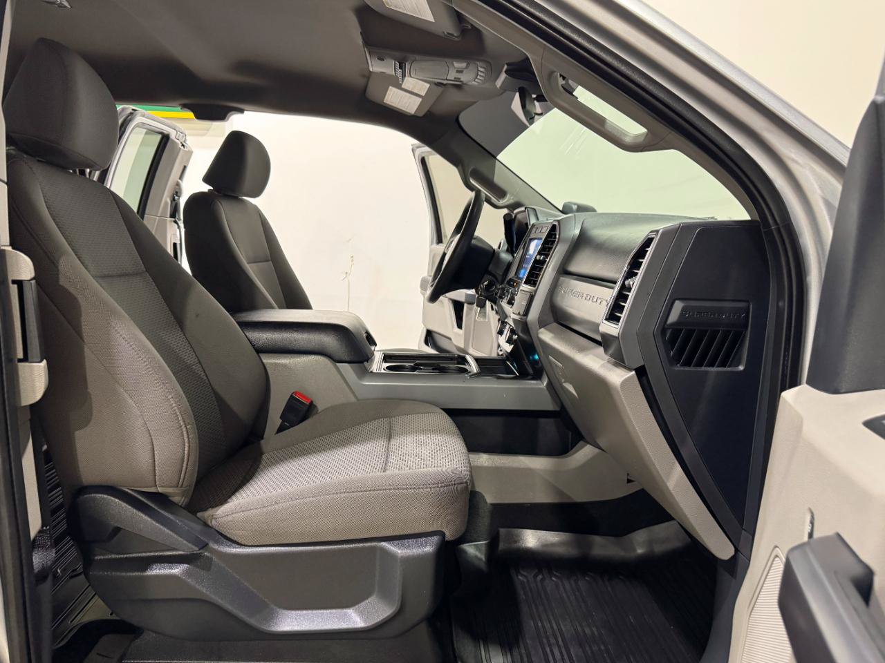 Used 2022 Ford F250 XLT w/ XLT Value Package AWD/4WD image 13