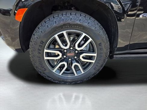 Used 2024 GMC Yukon AT4 w/ AT4 Premium Package AWD/4WD image 44