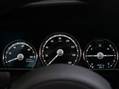Certified 2021 Rolls-Royce Cullinan AWD/4WD image 16