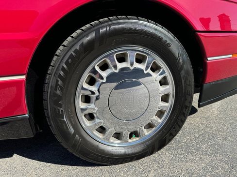 Used 1993 Cadillac Allante image 20