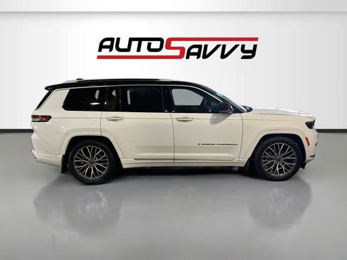 Used 2022 Jeep Grand Cherokee L Summit image 8