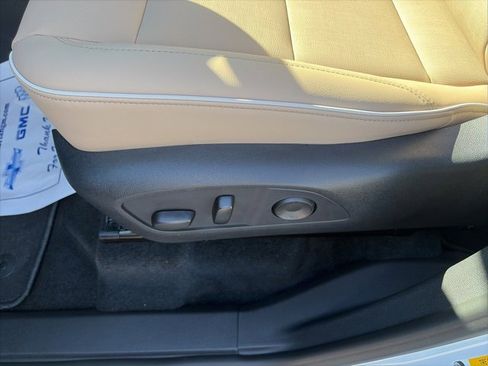 New 2026 Buick Enclave Preferred w/ Power Package image 19