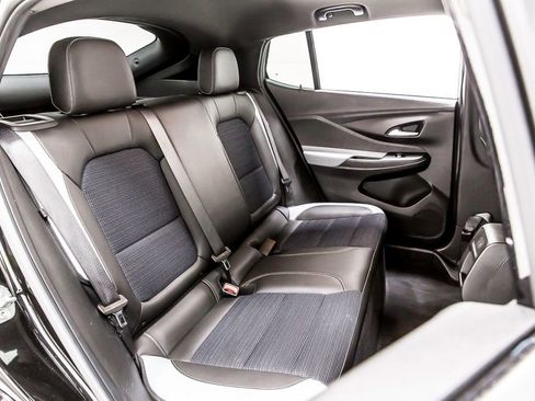 Used 2024 Buick Envista Preferred FWD image 35