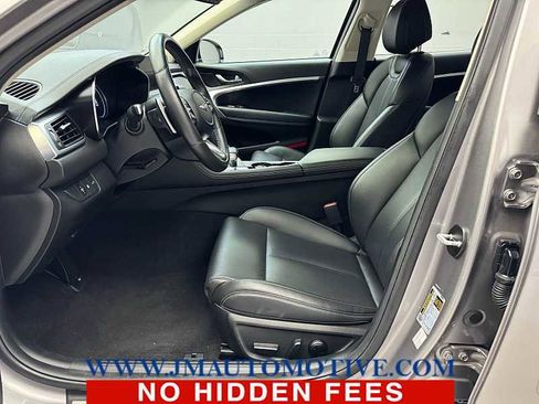 Used 2023 Genesis G70 2.0T AWD/4WD image 12