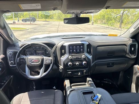 Used 2019 GMC Sierra 1500 Elevation w/ Elevation Value Package AWD/4WD image 11