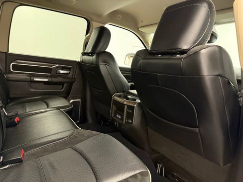 Used 2019 RAM 2500 Laramie image 19