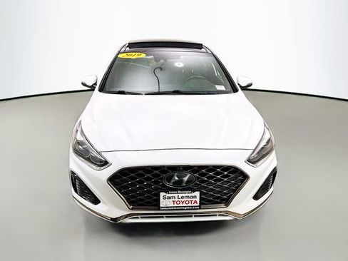 Used 2019 Hyundai Sonata Limited image 2