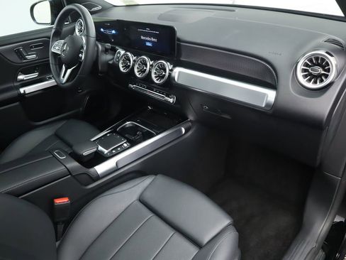 Certified 2023 Mercedes-Benz GLB 250 GLB 250 image 17