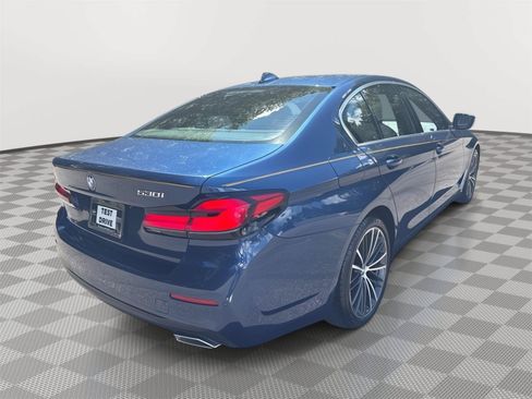 Used 2023 BMW 530i w/ Convenience Package RWD image 6