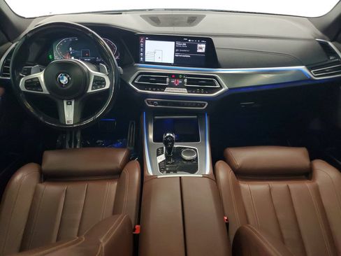 Used 2022 BMW X5 xDrive40i w/ M Sport Package AWD/4WD image 14