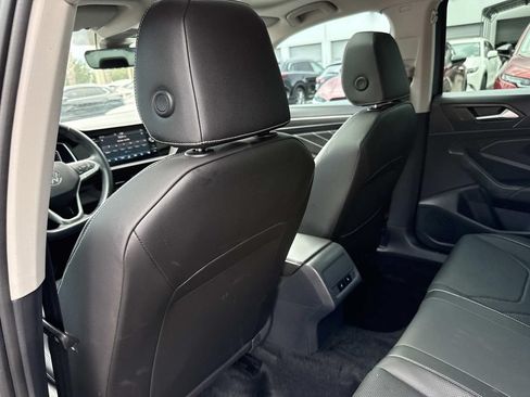 Used 2023 Volkswagen Jetta SEL FWD image 13