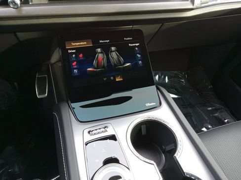 Used 2026 Cadillac Vistiq Luxury image 19