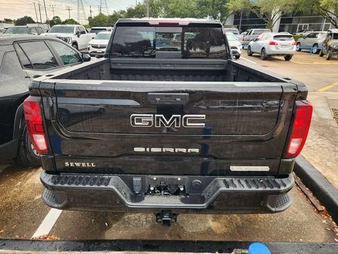 Used 2023 GMC Sierra 1500 Elevation w/ Elevation Premium Package AWD/4WD image 5