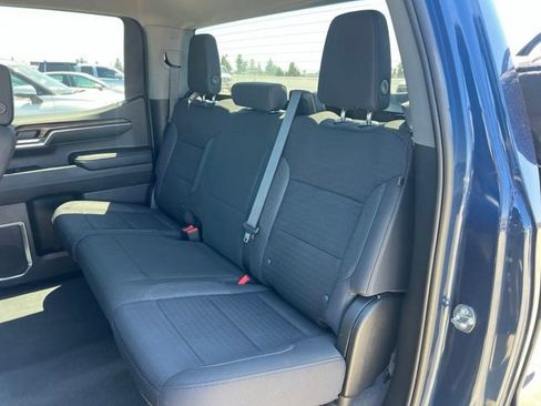 Used 2023 Chevrolet Silverado 1500 LT AWD/4WD image 19