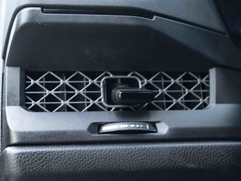 Used 2023 Honda Accord LX image 37