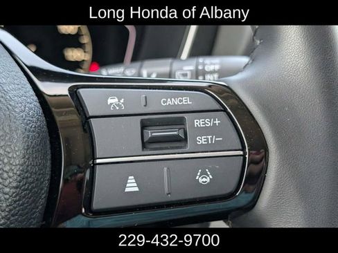 Used 2025 Honda Pilot Touring image 31