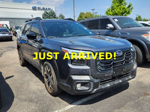 Used 2026 Subaru Outback Touring XT AWD/4WD image 2