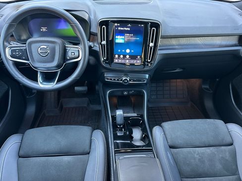 Used 2023 Volvo C40 P8 Recharge Ultimate w/ Protection Package Premier AWD/4WD image 15