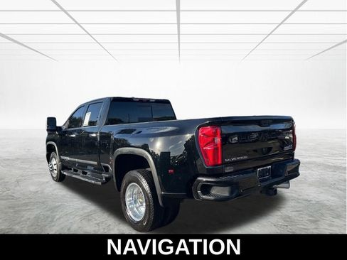 Used 2025 Chevrolet Silverado 3500 High Country w/ High Country Premium Package image 7