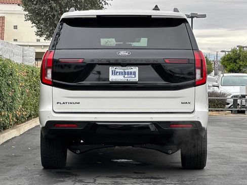 New 2025 Ford Expedition Max Platinum w/ Stealth Appearance Package image 5