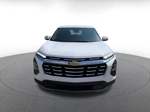 Used 2025 Chevrolet Equinox LT image 4