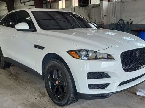 Used 2019 Jaguar F-PACE Premium AWD/4WD image 4