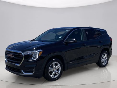 Used 2024 GMC Terrain SLE FWD image 6