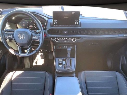 Used 2025 Honda CR-V Sport image 14