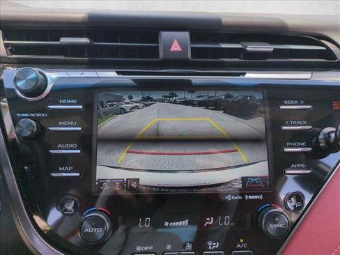 Used 2019 Toyota Camry XSE FWD image 13