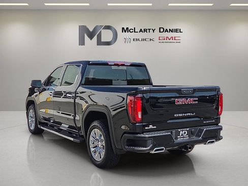 Used 2026 GMC Sierra 1500 Denali AWD/4WD image 13