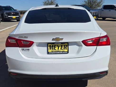 Used 2017 Chevrolet Malibu LS FWD image 7