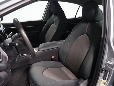 Certified 2023 Toyota Camry LE FWD image 24