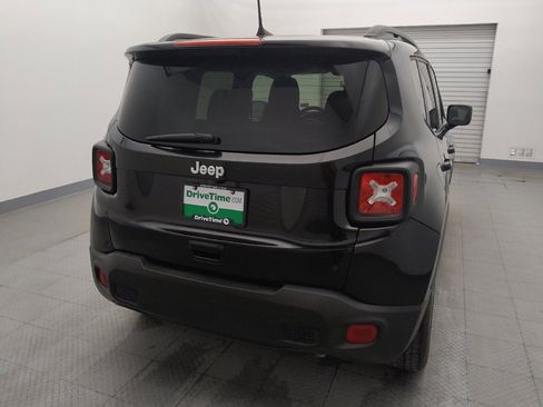 Used 2019 Jeep Renegade Latitude image 7