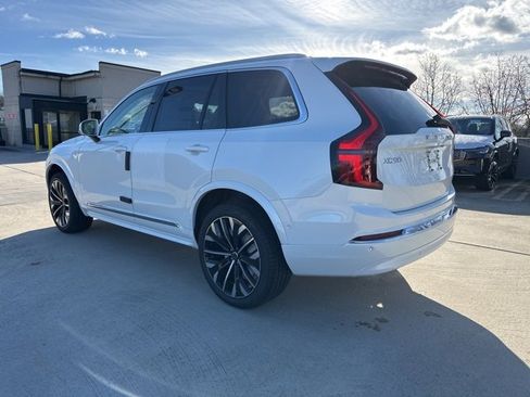 New 2026 Volvo XC90 B6 Ultra image 5