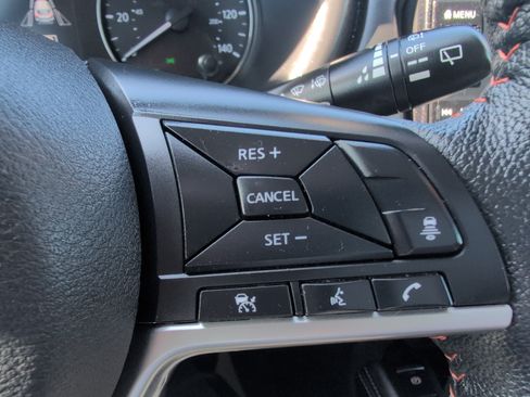 Used 2021 Nissan Kicks SR w/ SR Premium Package FWD image 16