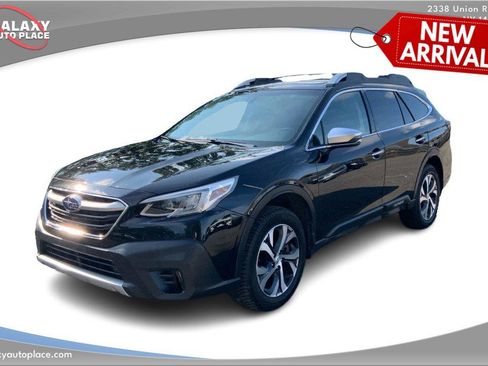 Used 2022 Subaru Outback Touring AWD/4WD image 1
