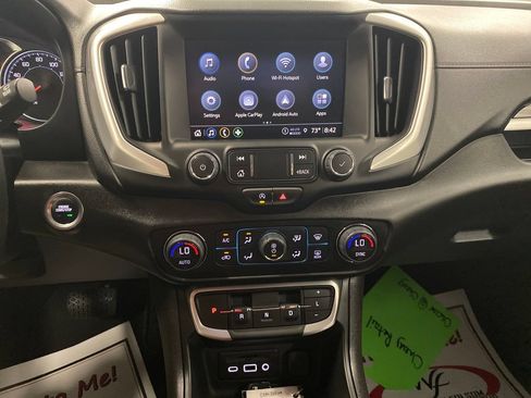 Used 2024 GMC Terrain SLT w/ LPO, Cargo Package FWD image 21