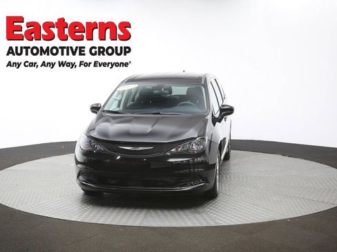 Used 2022 Chrysler Voyager LX FWD image 55