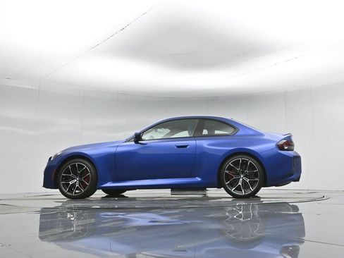 Used 2025 BMW M2 image 52
