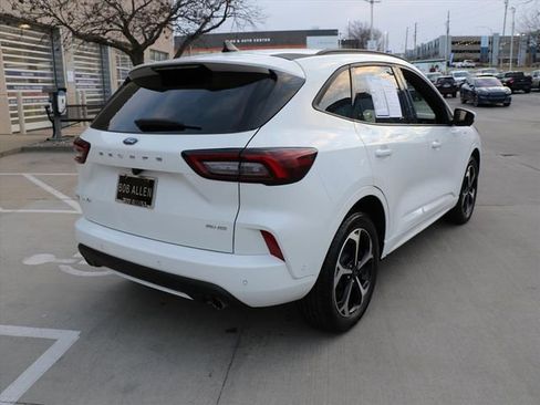 Used 2023 Ford Escape ST-Line Elite w/ Premium Technology Package image 5
